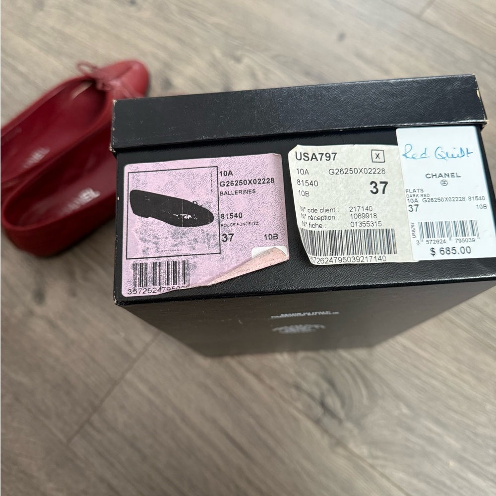 CHANEL Burgundy Ballet Flats - Picture 9 of 9